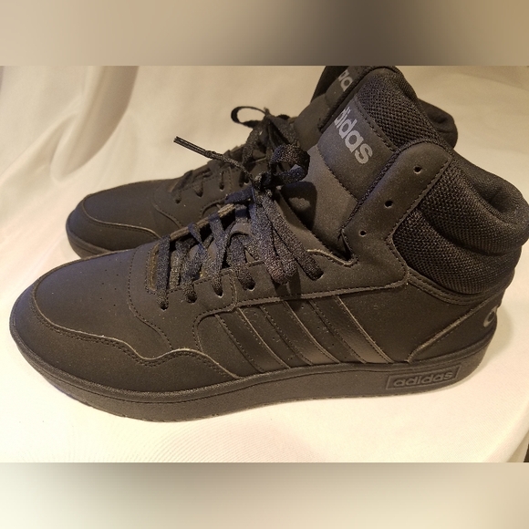 Men Adidas Hoops Mid Triple Black Shoes Sneakers Size 12 - Picture 2 of 8